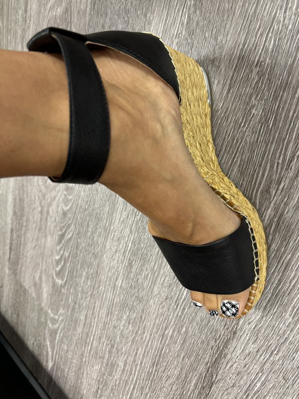 Review Thumbnail Image 1 235587294