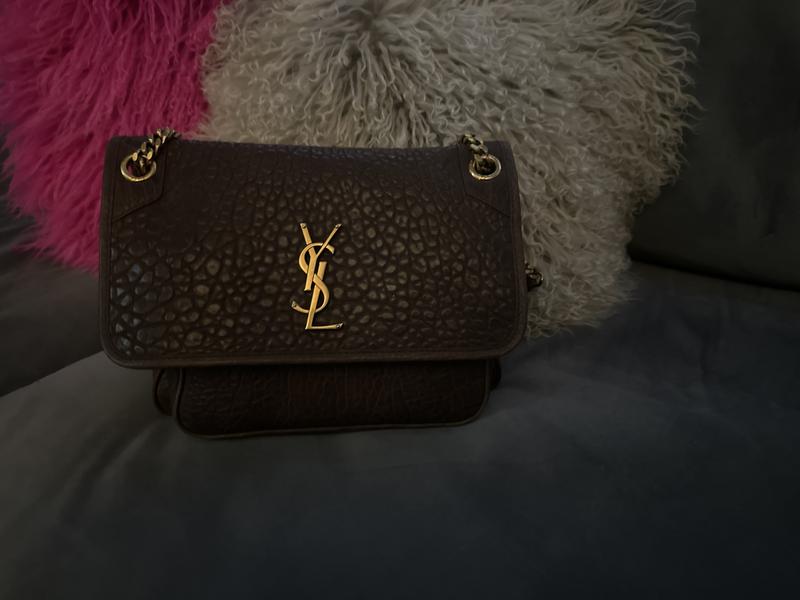 Review Thumbnail Image 0 229459768