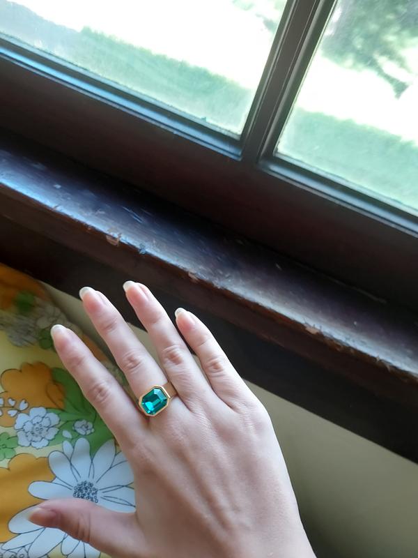 Review Thumbnail Image 0 214942408