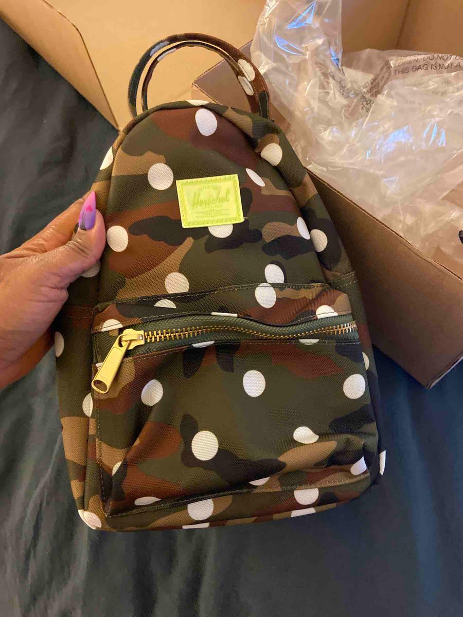 Review Thumbnail Image 0 193774955