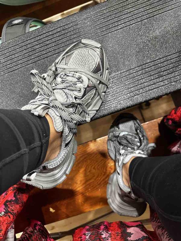 Review Thumbnail Image 0 231034274