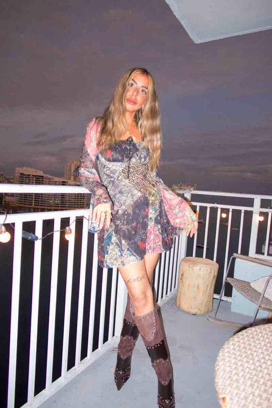 Review Thumbnail Image 0 247819382