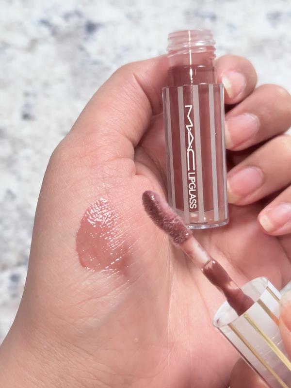 This is hands down my favourite gloss from now!!