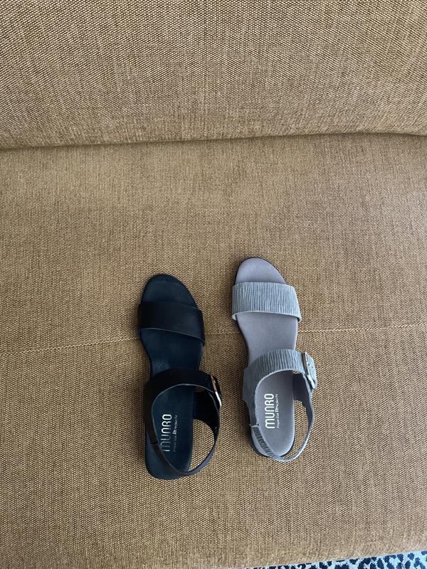 Comfortable padded sandles