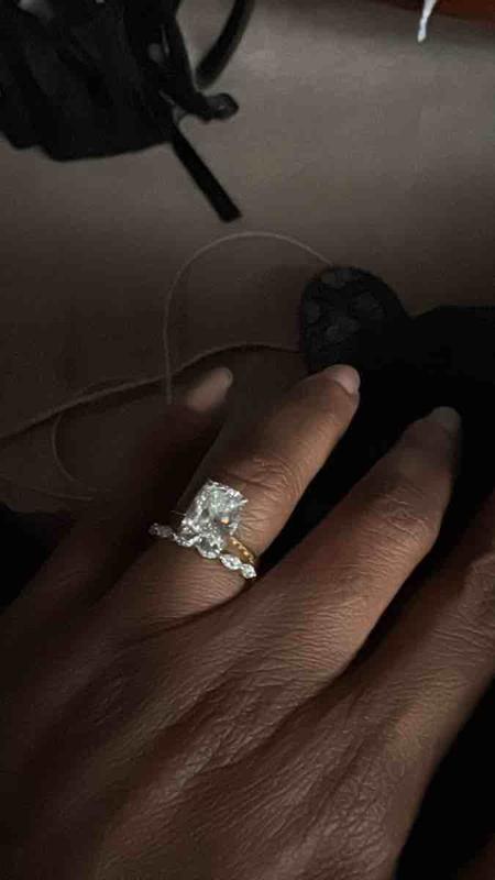 Review Thumbnail Image 0 248693606