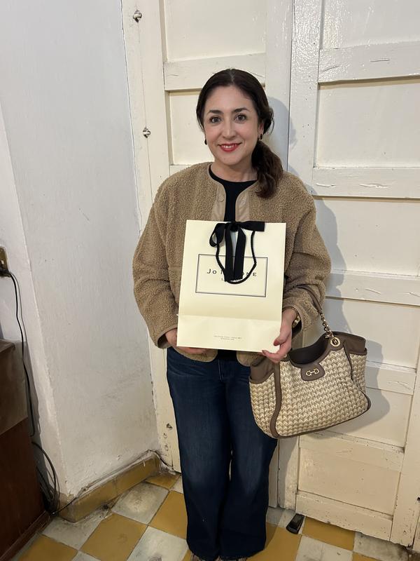 Customer photo for "Gorgeous"