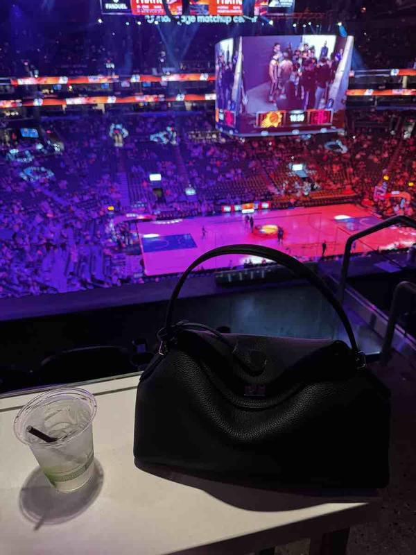 Review Thumbnail Image 0 246140113