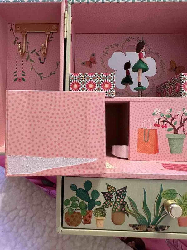 Review Thumbnail Image 0 235841828