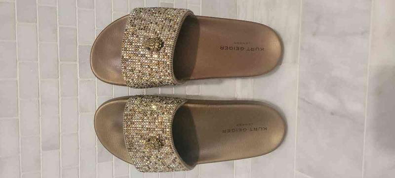 Review Thumbnail Image 0 249481930