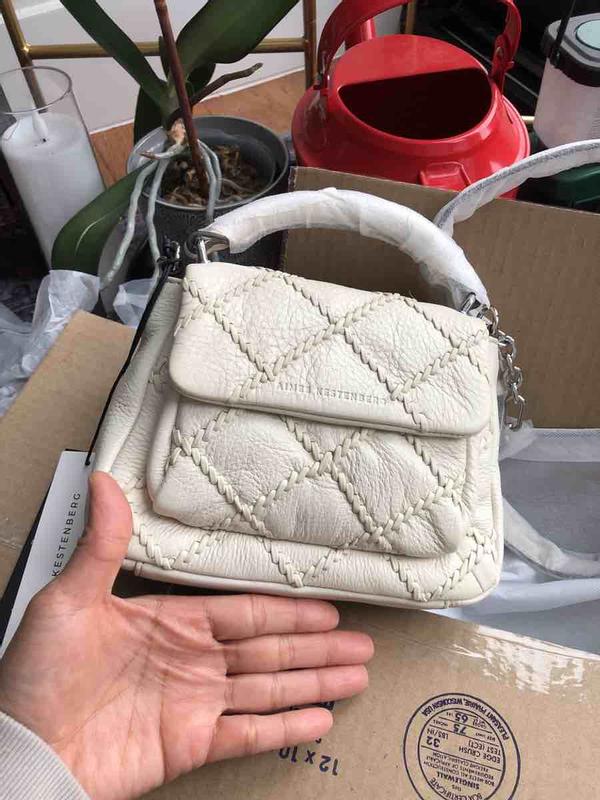 Review Thumbnail Image 0 231181440