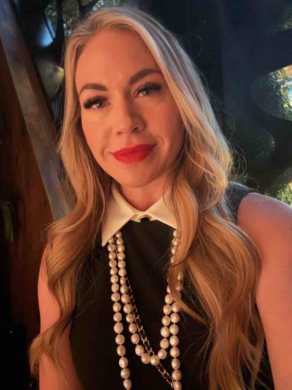 Review Thumbnail Image 0 245884396