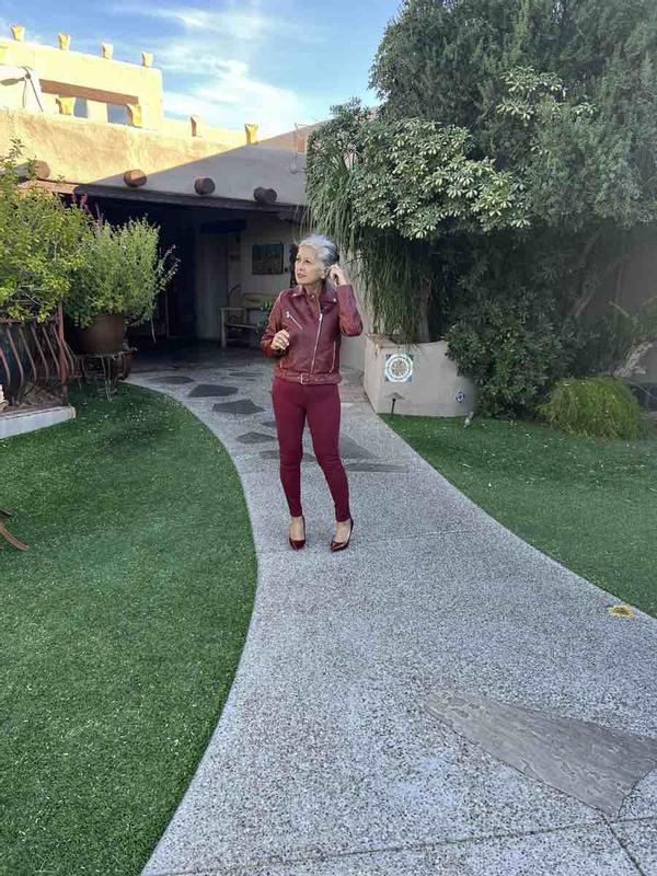 Review Thumbnail Image 1 238788357