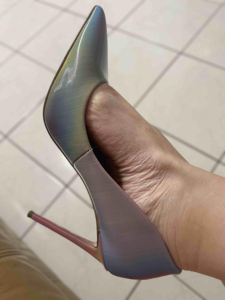 Customer photo for "Amazing Shoe!"