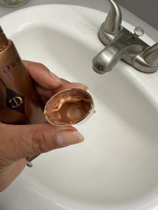 Customer photo for "Disappointed - contents spilled out"