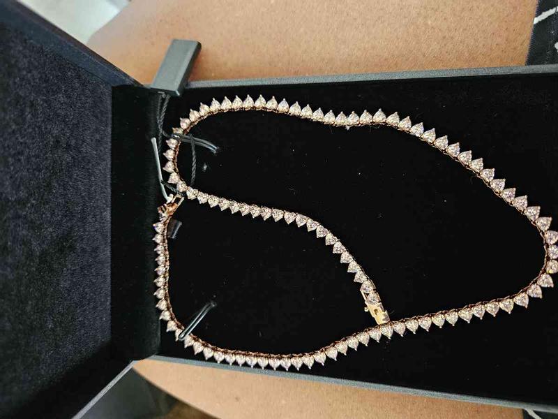 Review Thumbnail Image 0 247602929