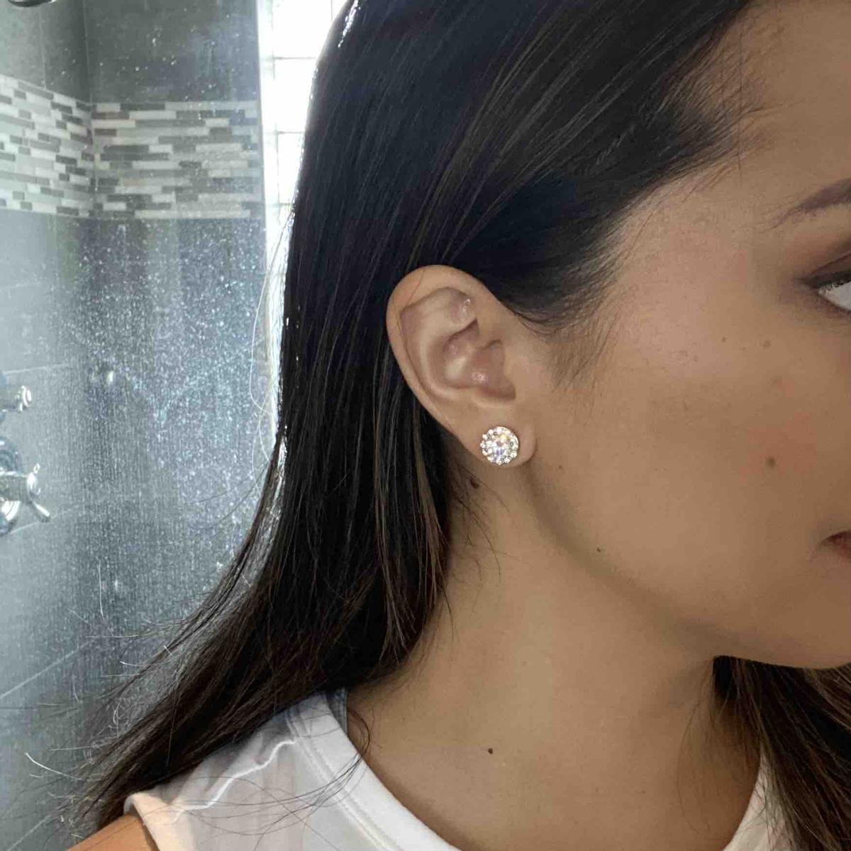 Review Thumbnail Image 0 209981928