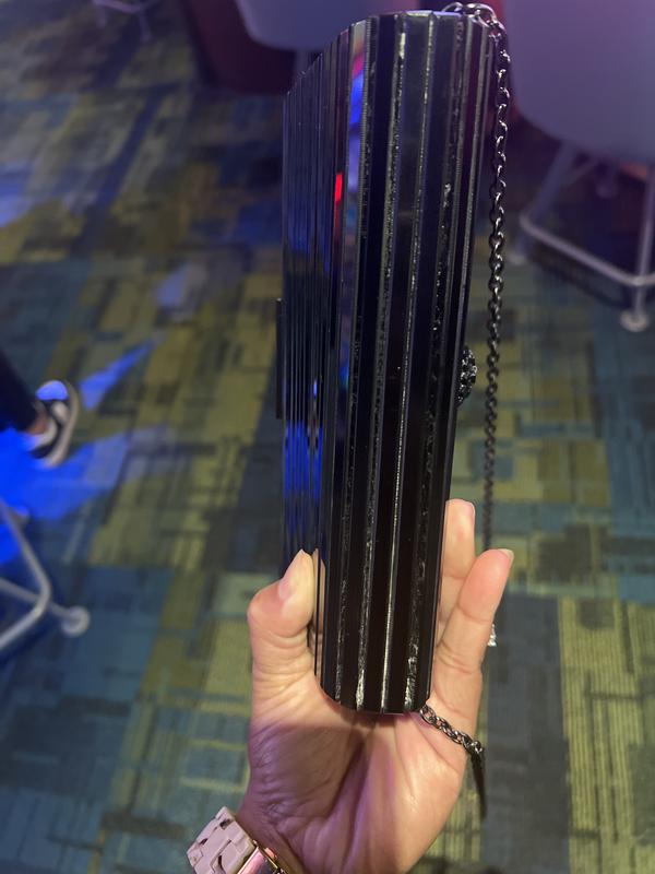 Review Thumbnail Image 0 237194536