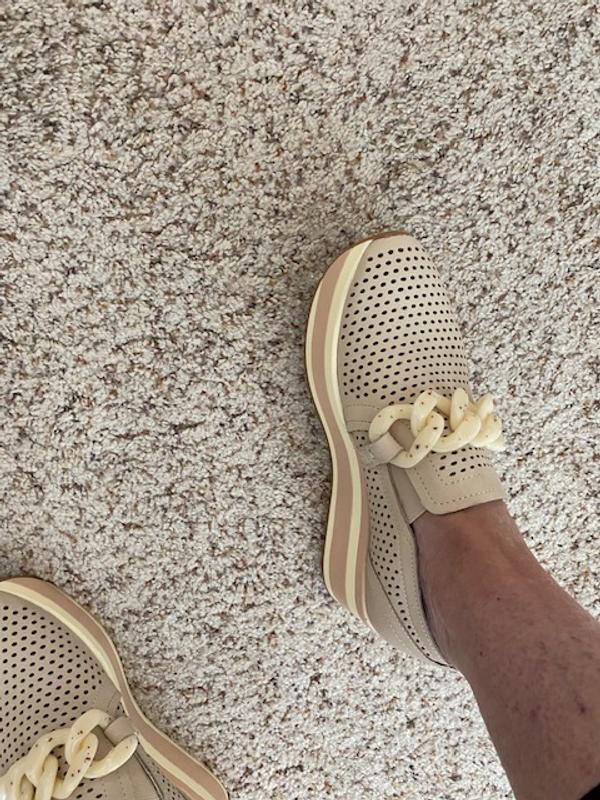 Review Thumbnail Image 0 227315658