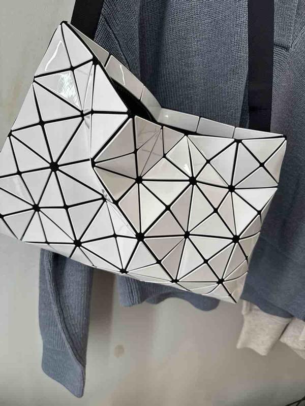 Customer photo for "beautiful geometry"
