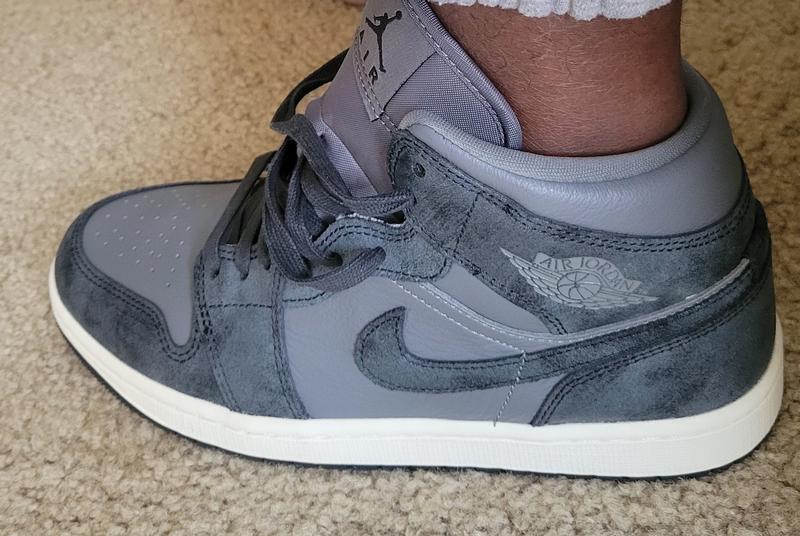 Review Thumbnail Image 0 232585443