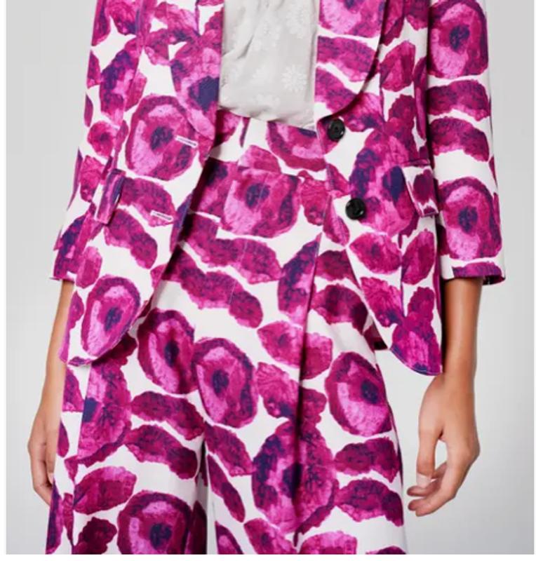 Review Thumbnail Image 0 235447828