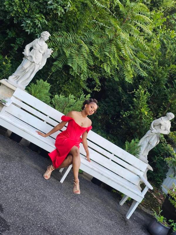 Review Thumbnail Image 1 234995472