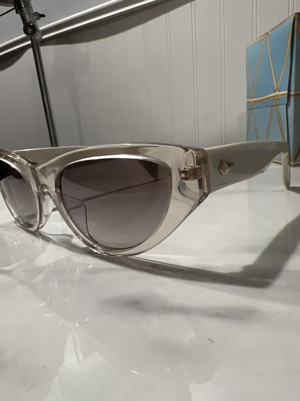 Review Thumbnail Image 1 228312188