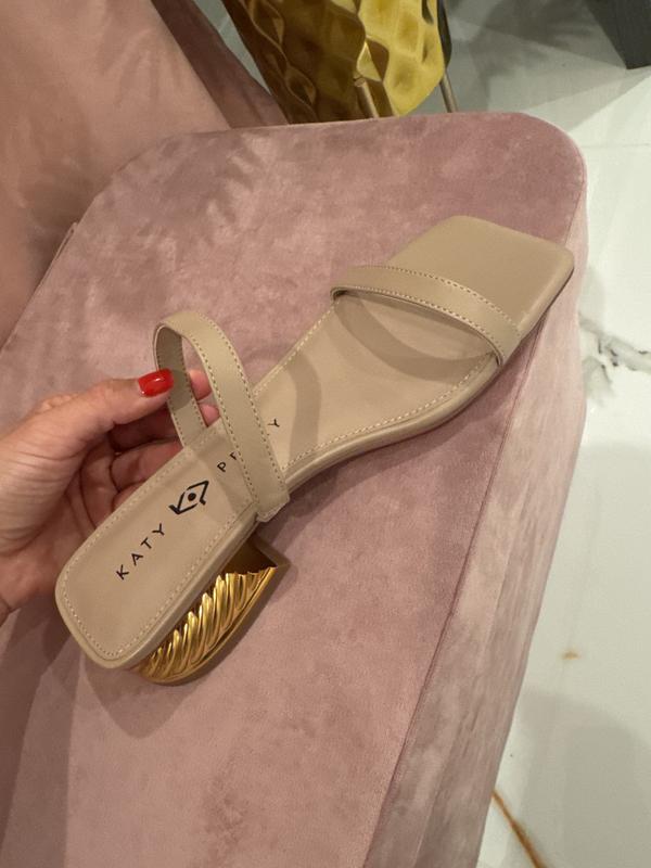 Review Thumbnail Image 0 237943662