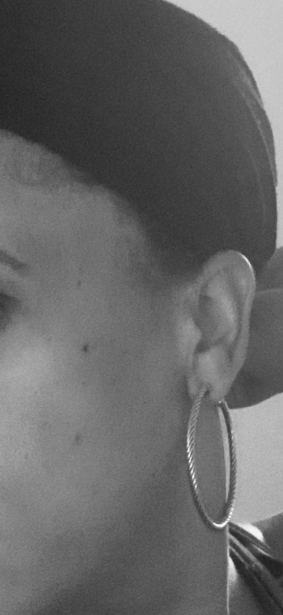 Review Thumbnail Image 0 198695402