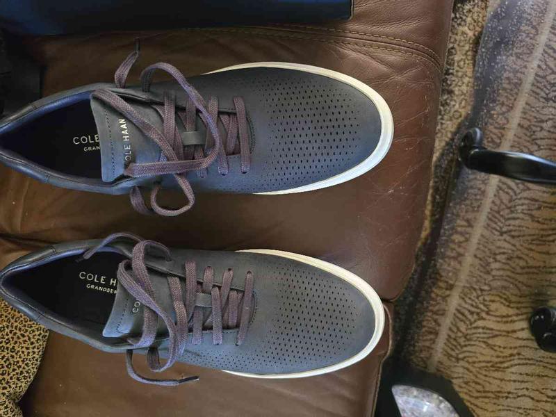 Customer photo for "Nice shoe and comfortable 👌"