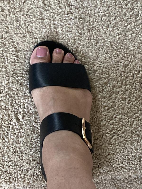 Customer photo for "Sandals for travel"