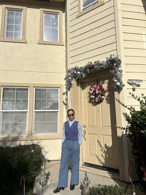 Review Thumbnail Image 0 237973732