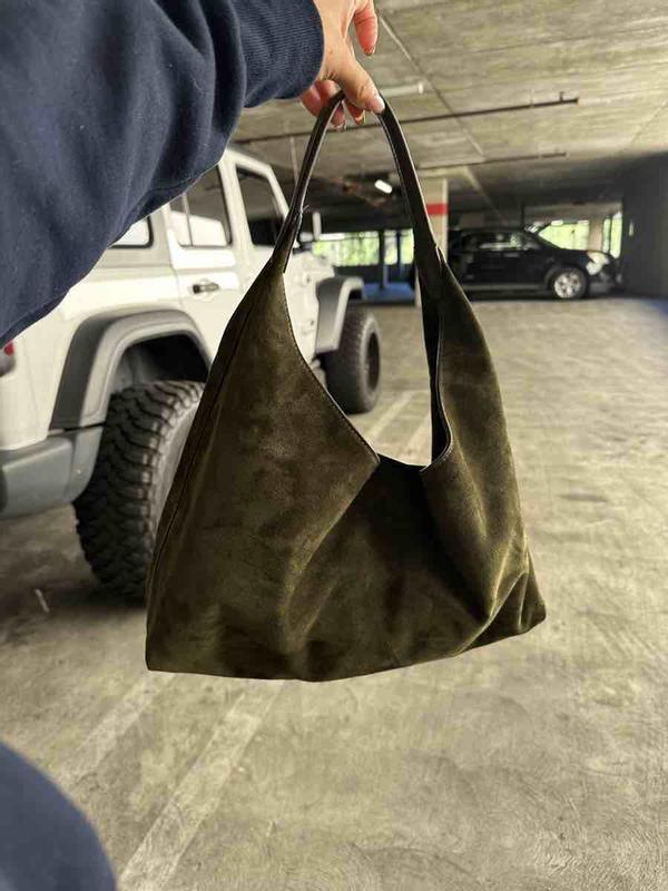 Review Thumbnail Image 0 245410364