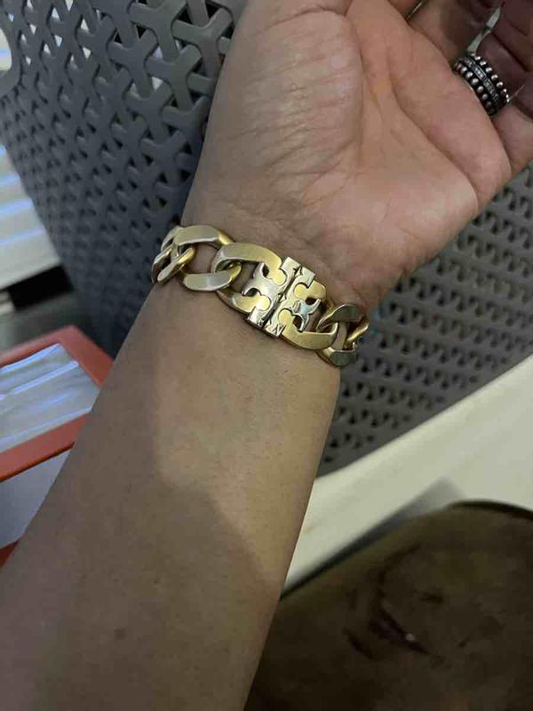 Review Thumbnail Image 0 215306415