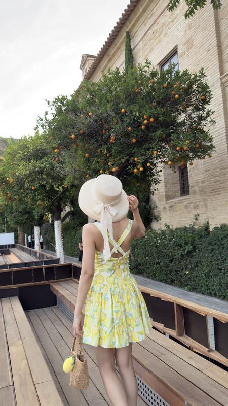 Review Thumbnail Image 0 242661603