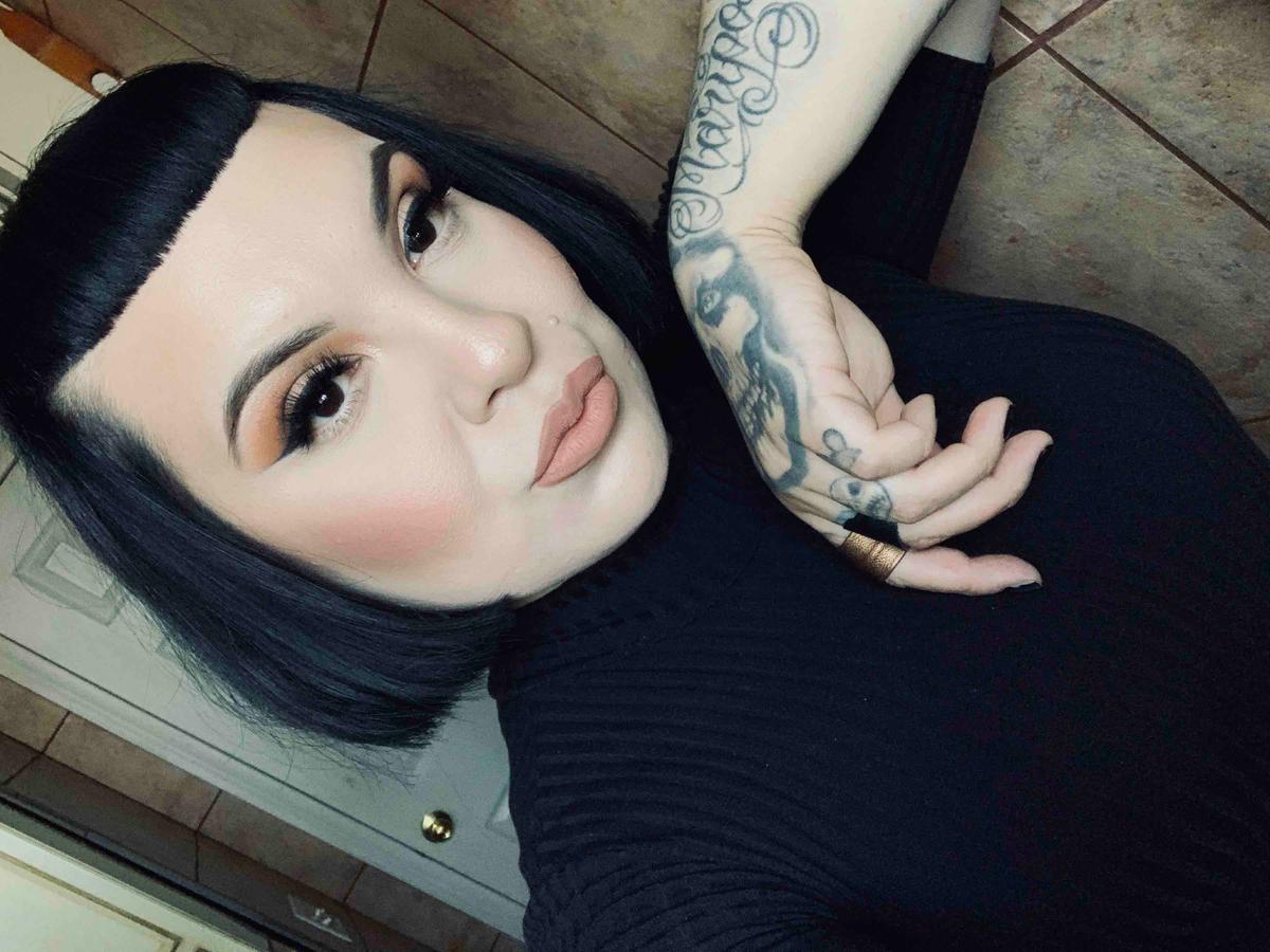 Review Thumbnail Image 0 197327967