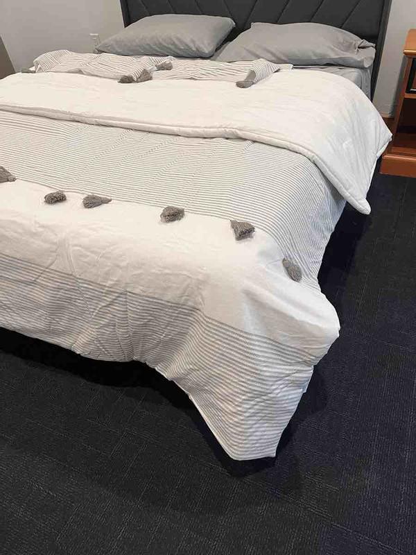 Review Thumbnail Image 0 236963884