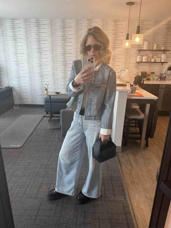 Review Thumbnail Image 0 244821400