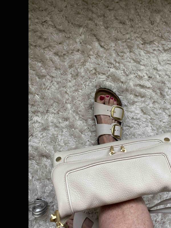 Customer photo for "Classic warm white and gold"