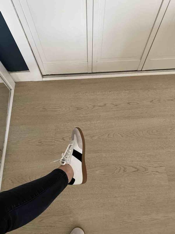 Review Thumbnail Image 0 248901946