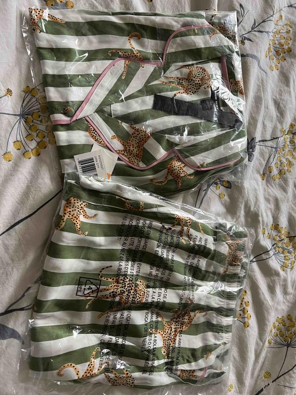 Review Thumbnail Image 0 212741801