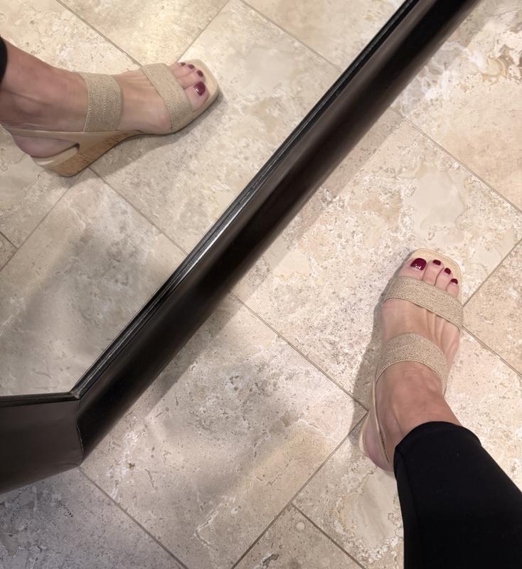 Review Thumbnail Image 1 245107958