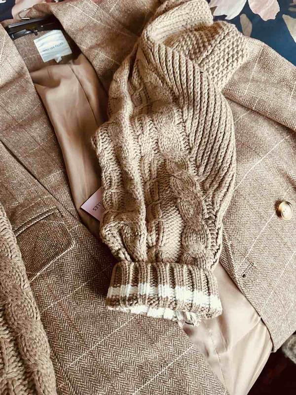 Review Thumbnail Image 3 243472661