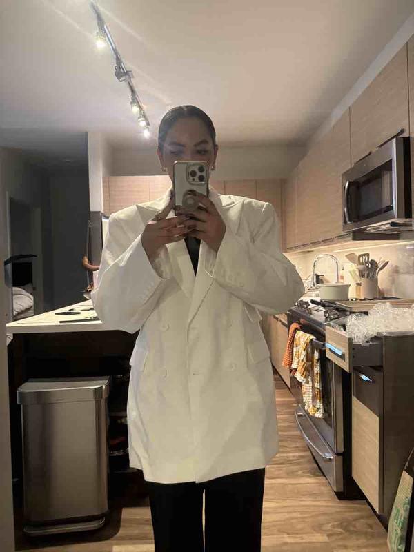 Review Thumbnail Image 0 244841875