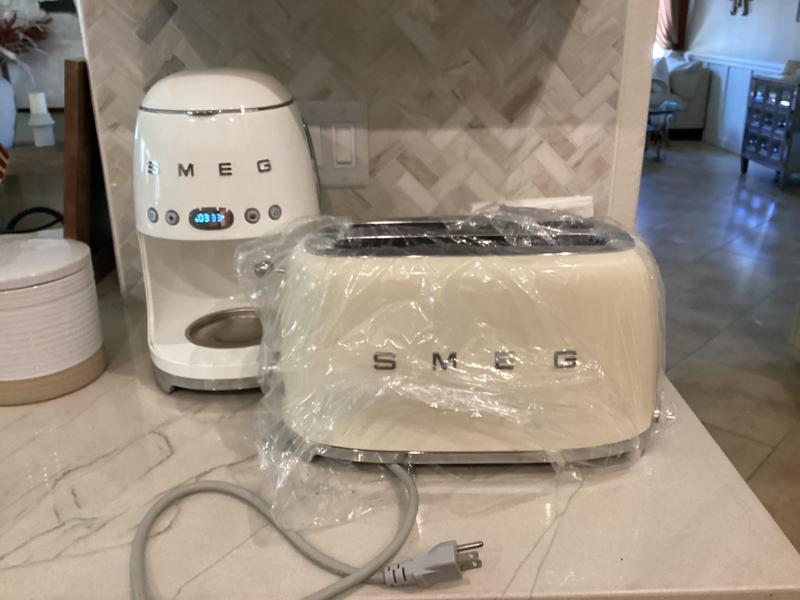 Customer photo for "They sent the wrong toaster!"