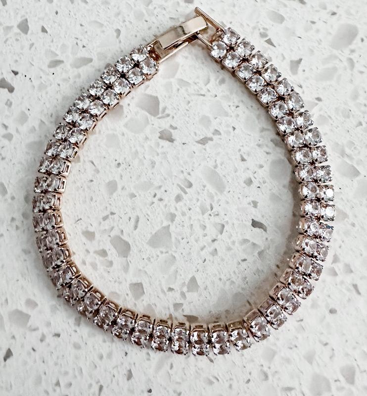 Review Thumbnail Image 0 228548067