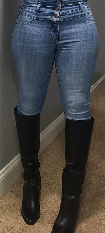 Review Thumbnail Image 0 247543594