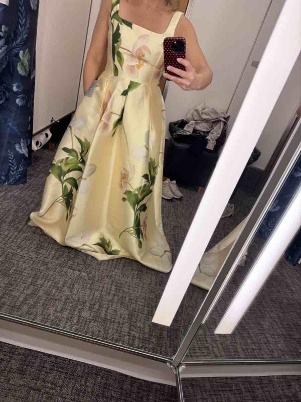 Review Thumbnail Image 0 248546040