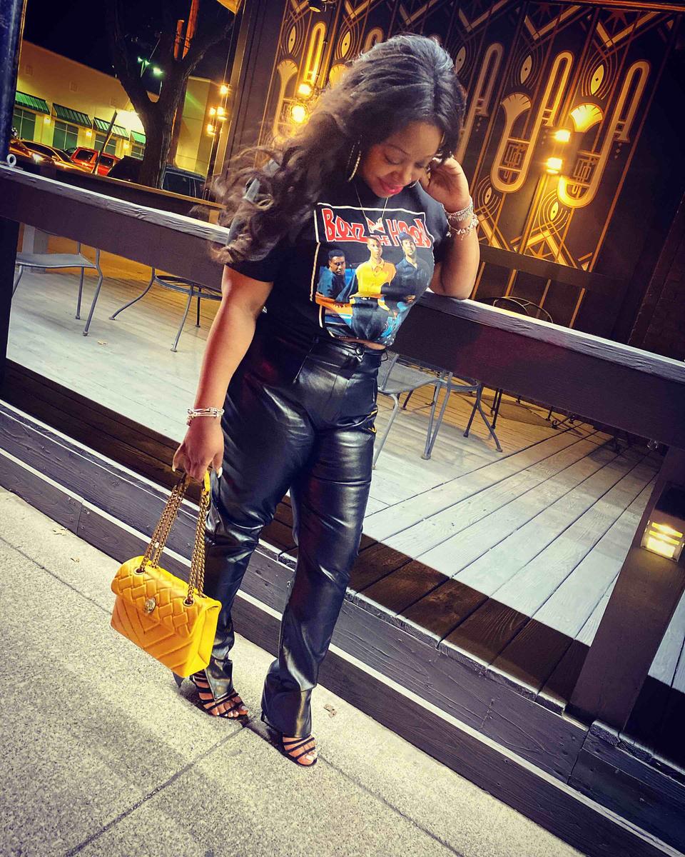 Review Thumbnail Image 0 205801441