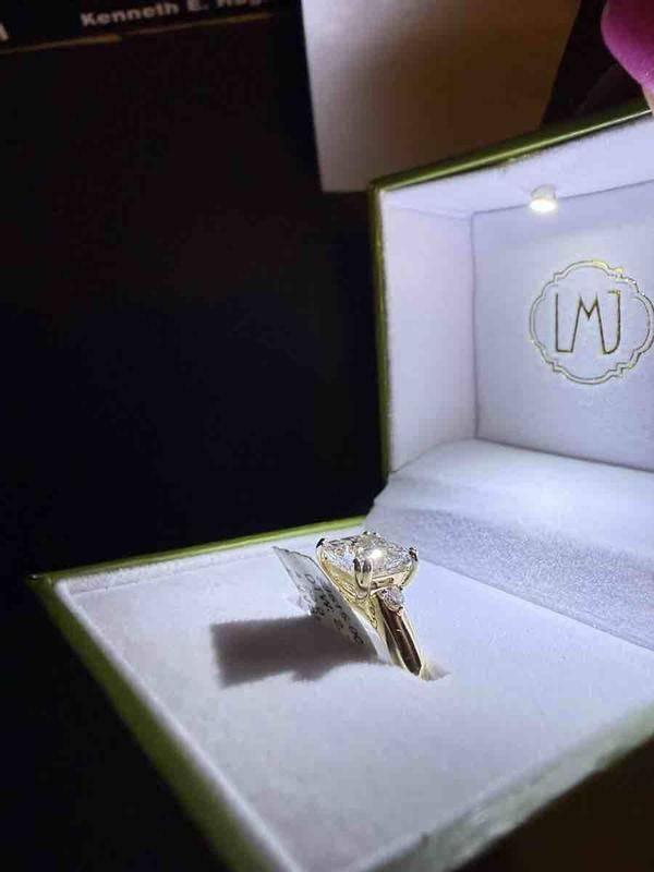 Review Thumbnail Image 2 246398787